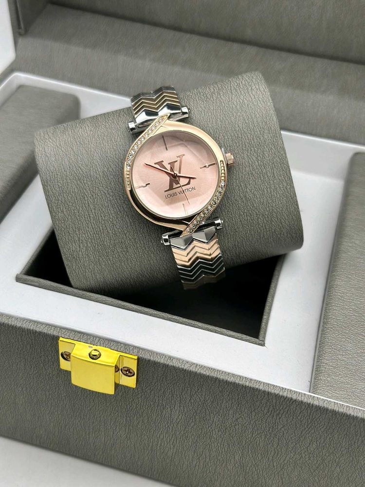 Louis Vuitton First Copy Watch Premium Model