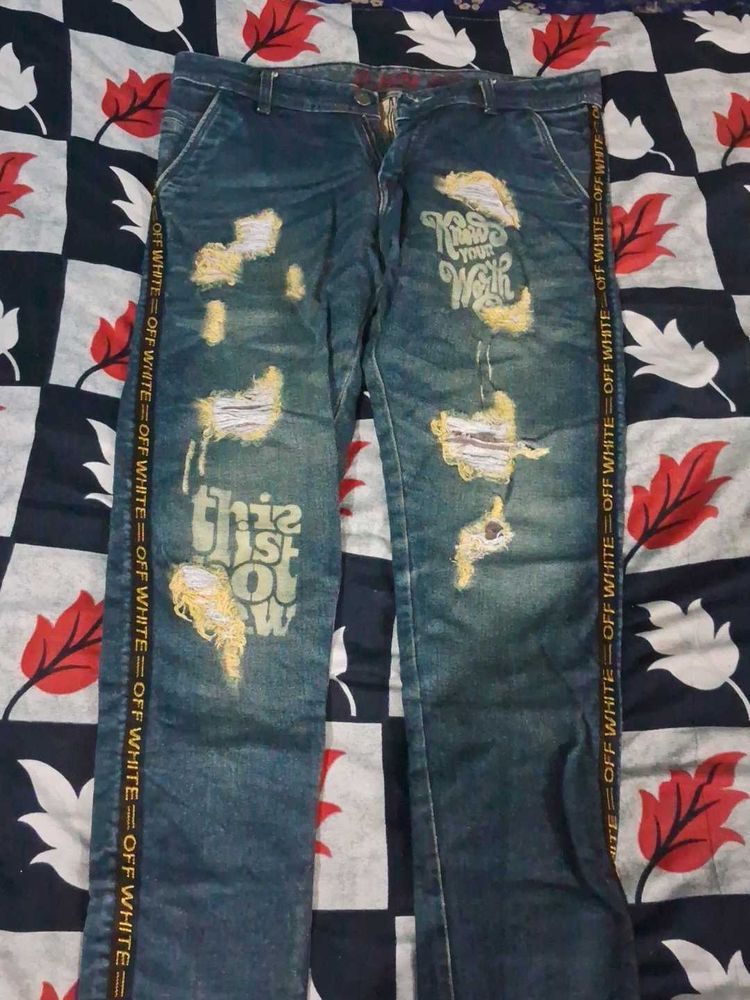 Damage Jeans