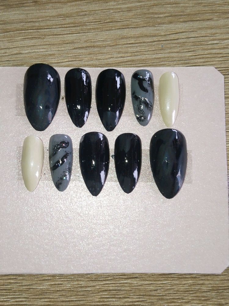 Press On Nails