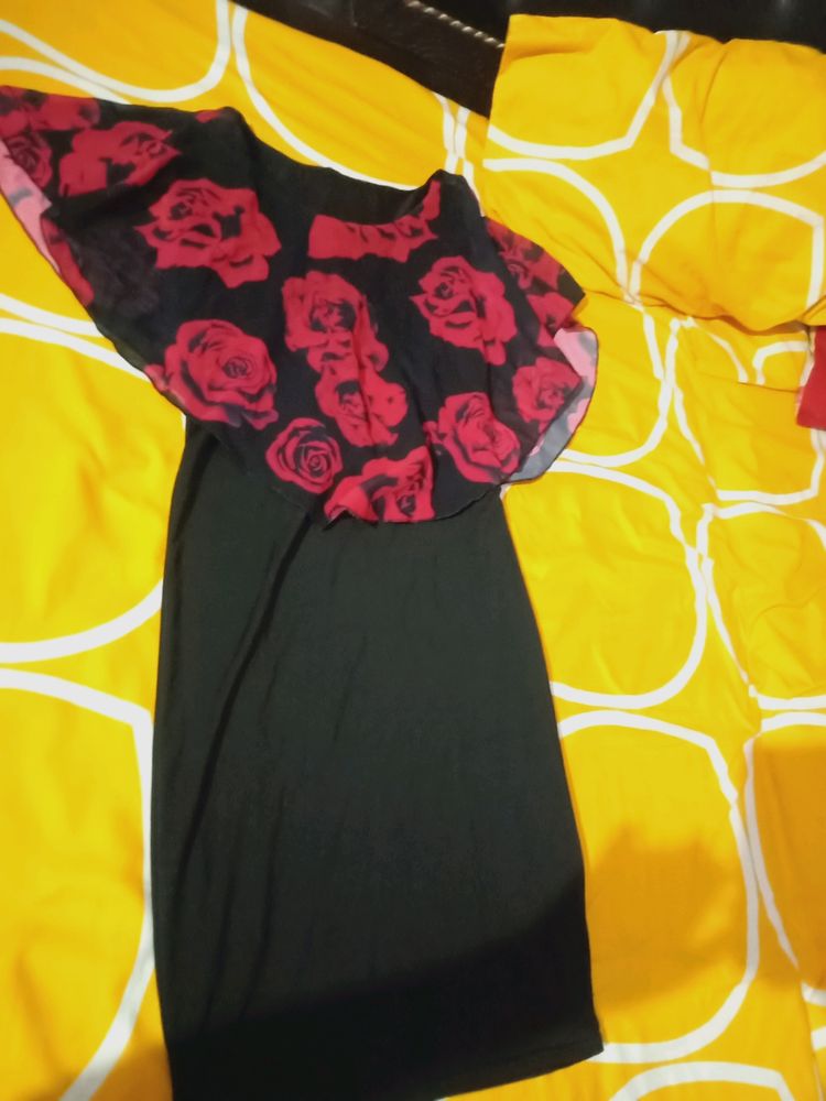 Roses Printed Black Red Dress