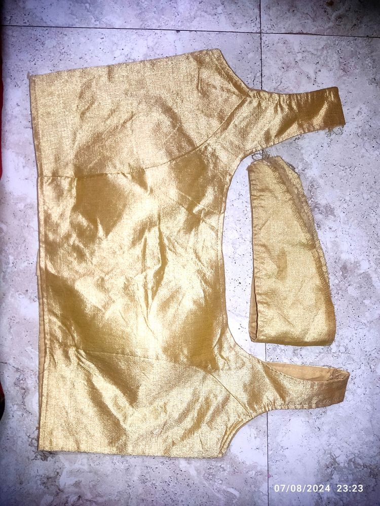 Golden Blouse With Sleeves