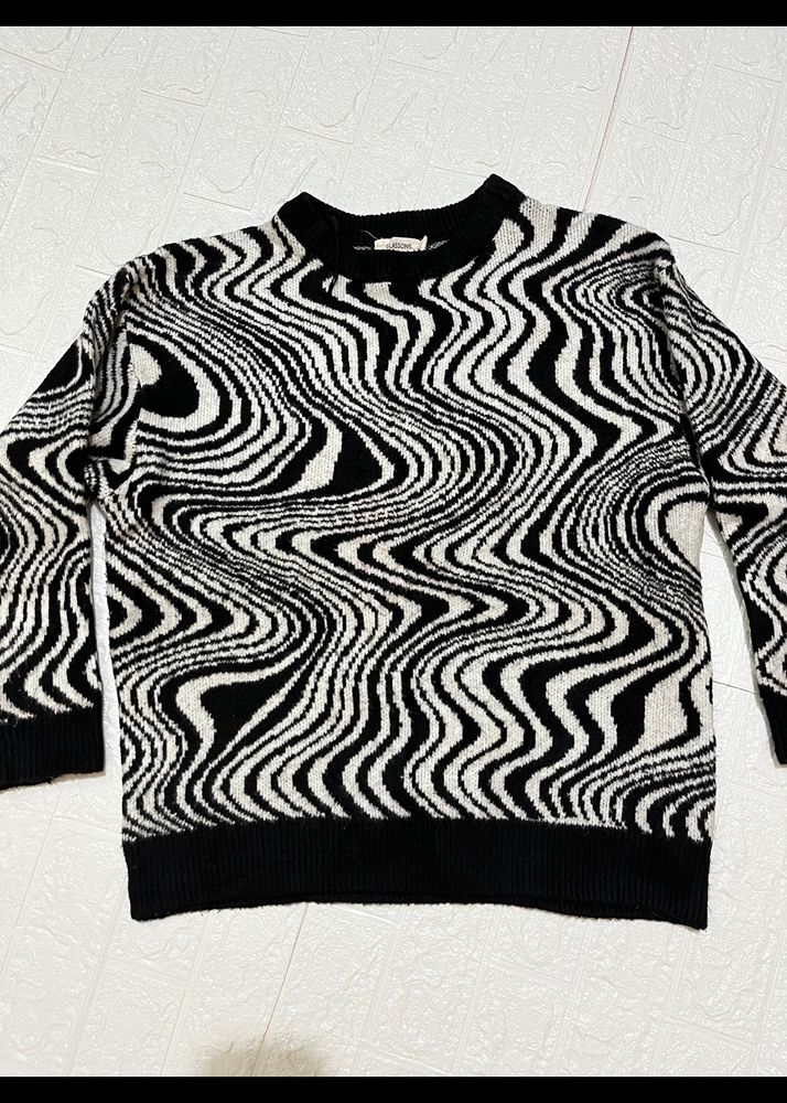 Black Zig Zag Sweater