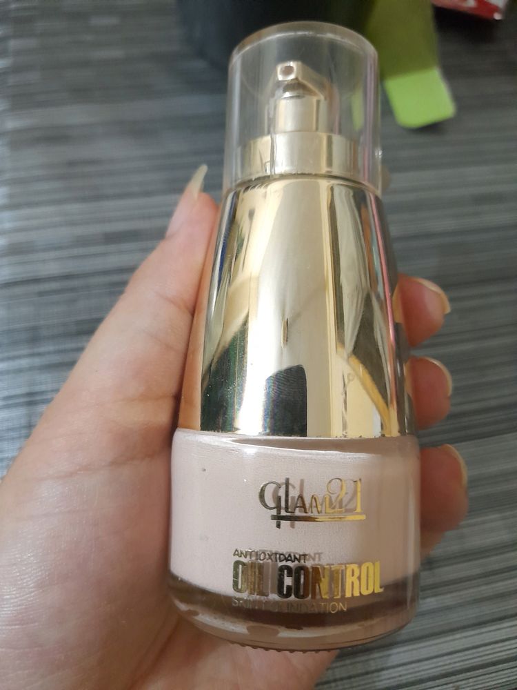 Antioxidant Oil Control Foundation