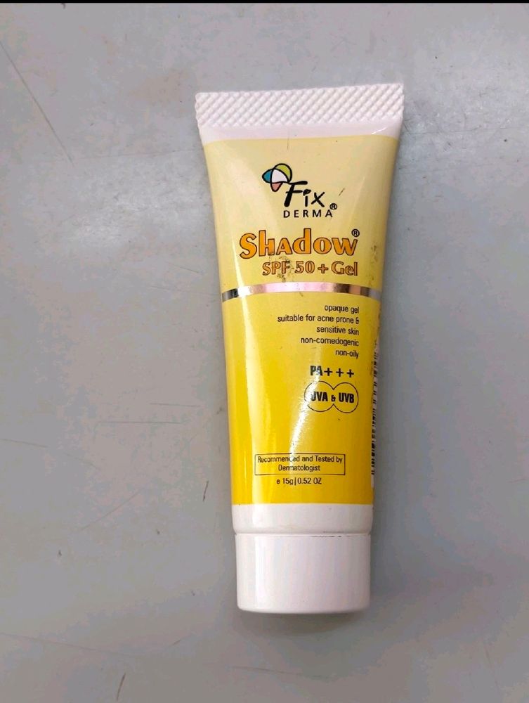 Fix Derma Shadow SPF 50++ Gel