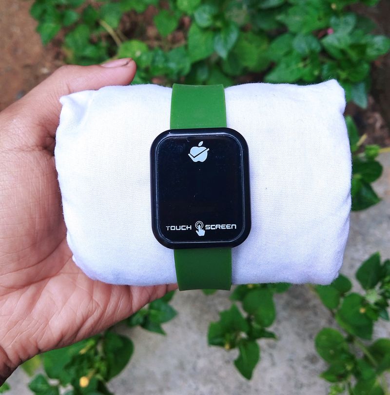 *FINALLY APPLE LOGO KING WATCH ARRIVED