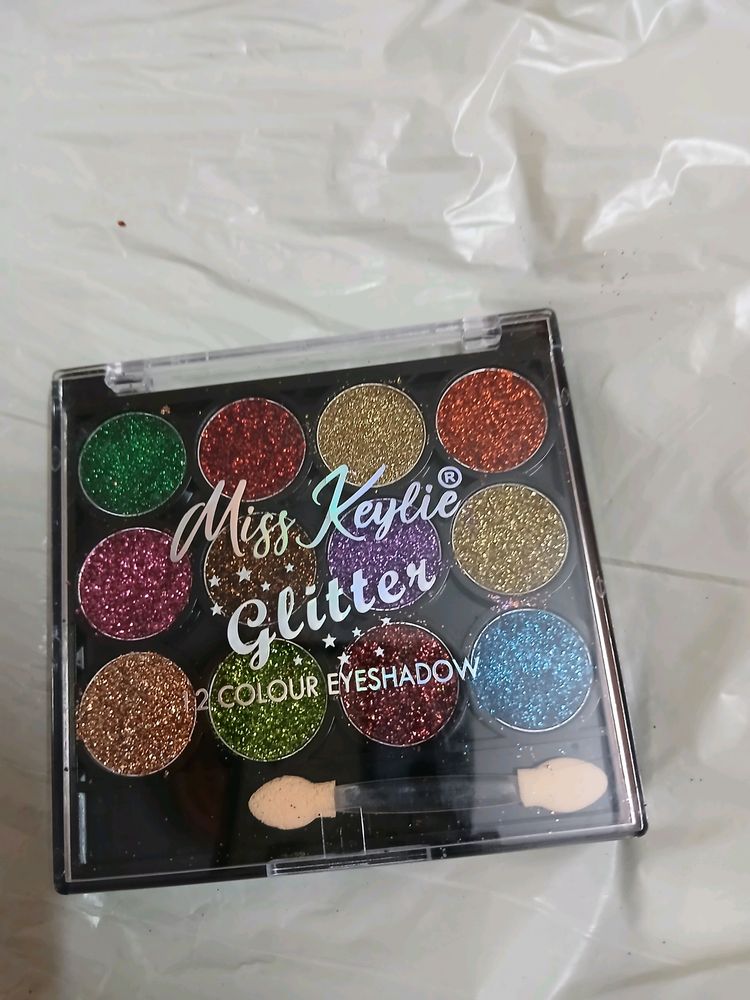 EYESHADOW miss keylie 12colour