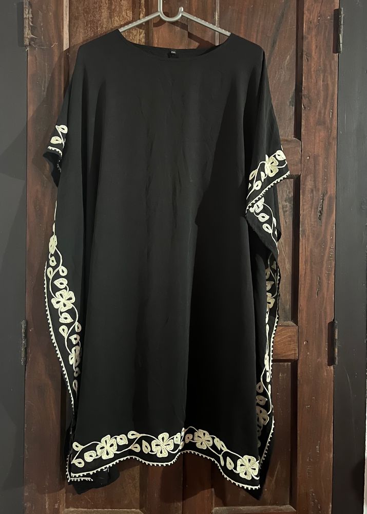 Black Kafthan Dress With White Thread Embroidery