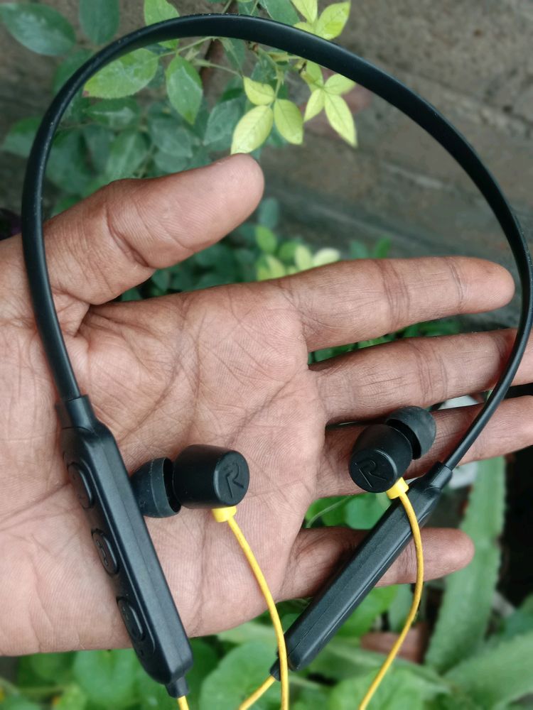 Realme Copy Neckband