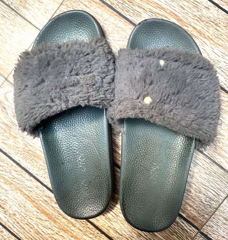 Grey Flurry Slipper