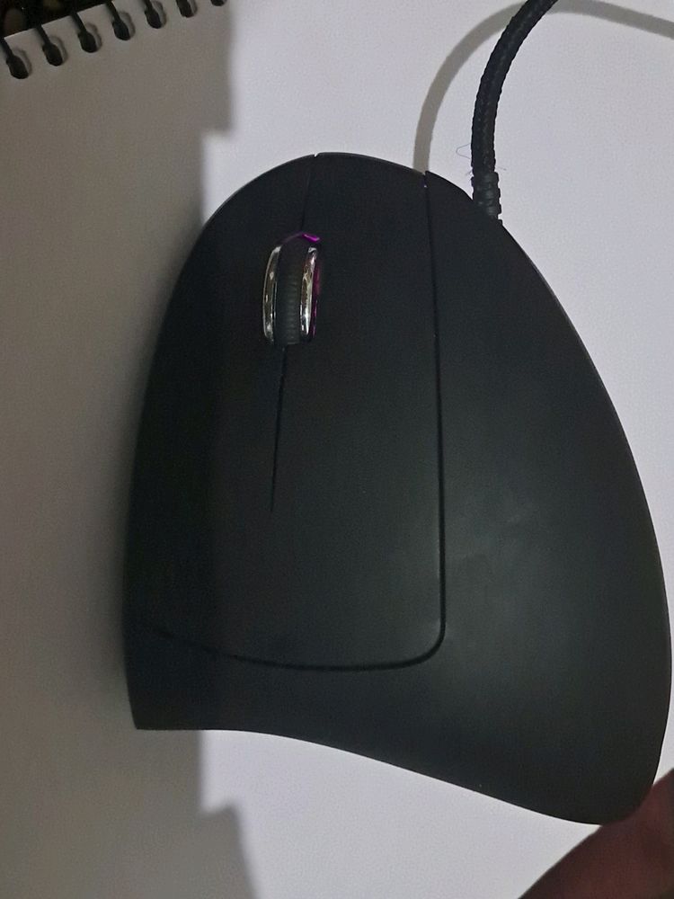 Ergonomic Vertical Mouse Wired Black Matte