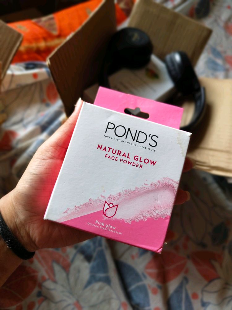 Ponds Natural Glow Face Powder