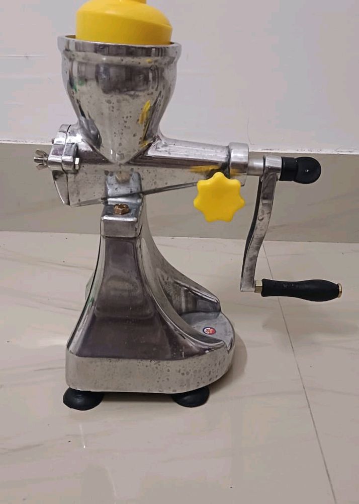 Juicer Machine