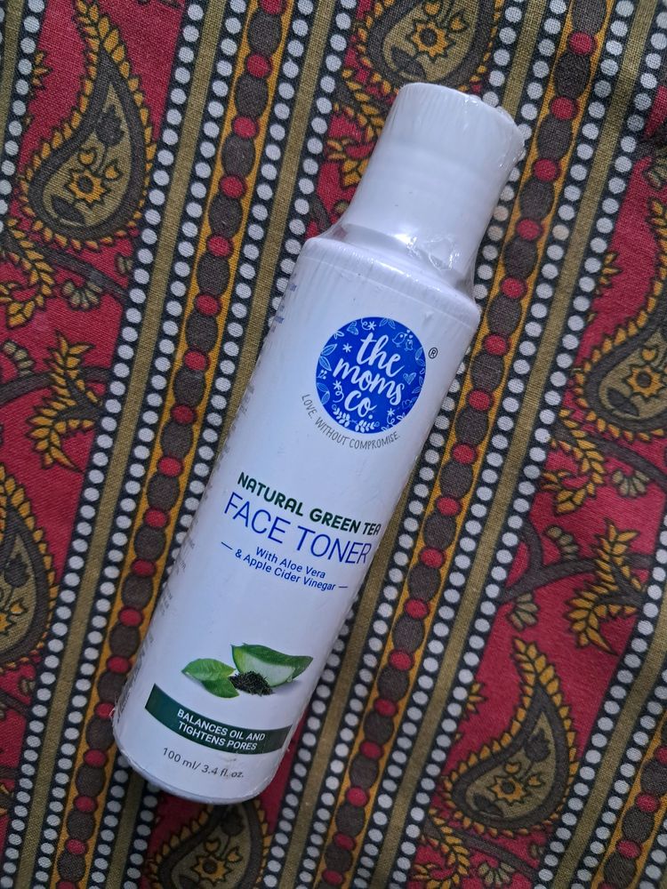 The Moms Co Natural Green Tea Face Toner