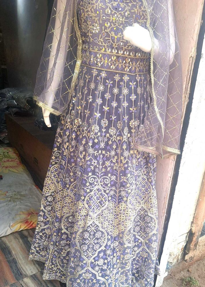 ETHNIC GOWN