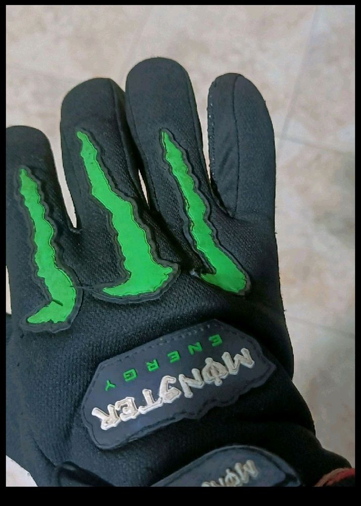 Hand Gloves