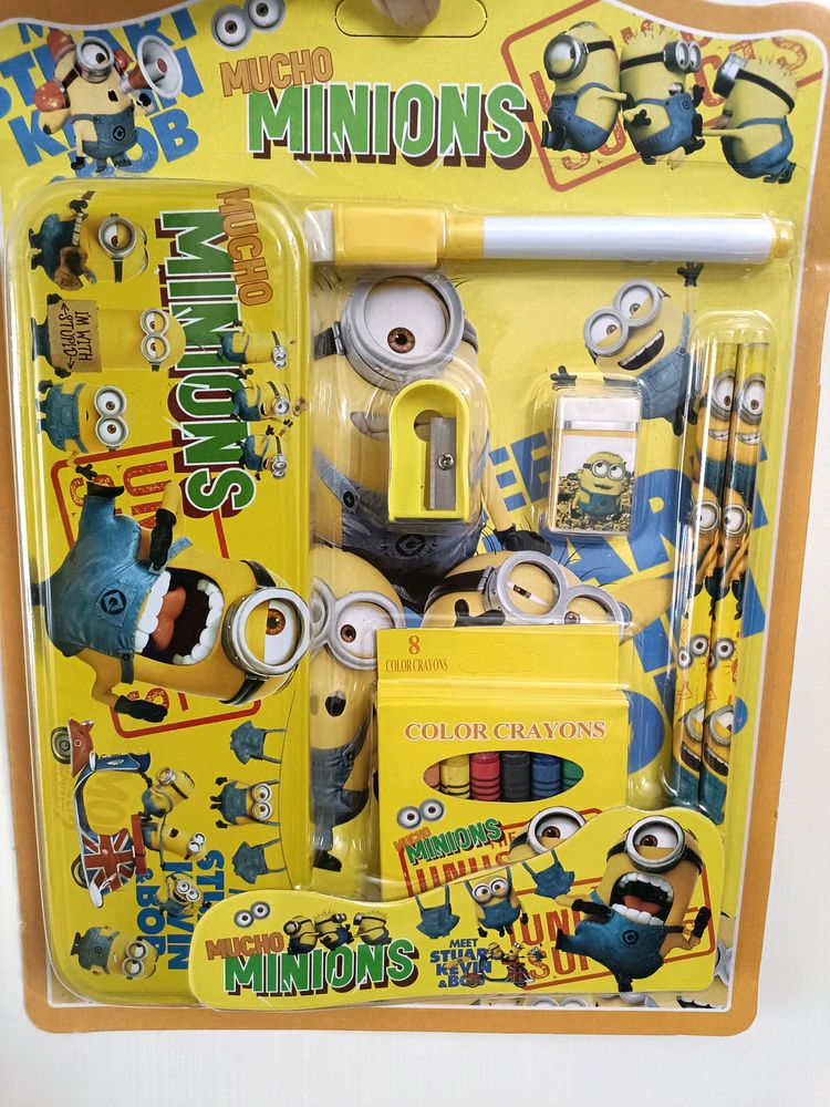 Kids Minion Gift Set with Crayons Model