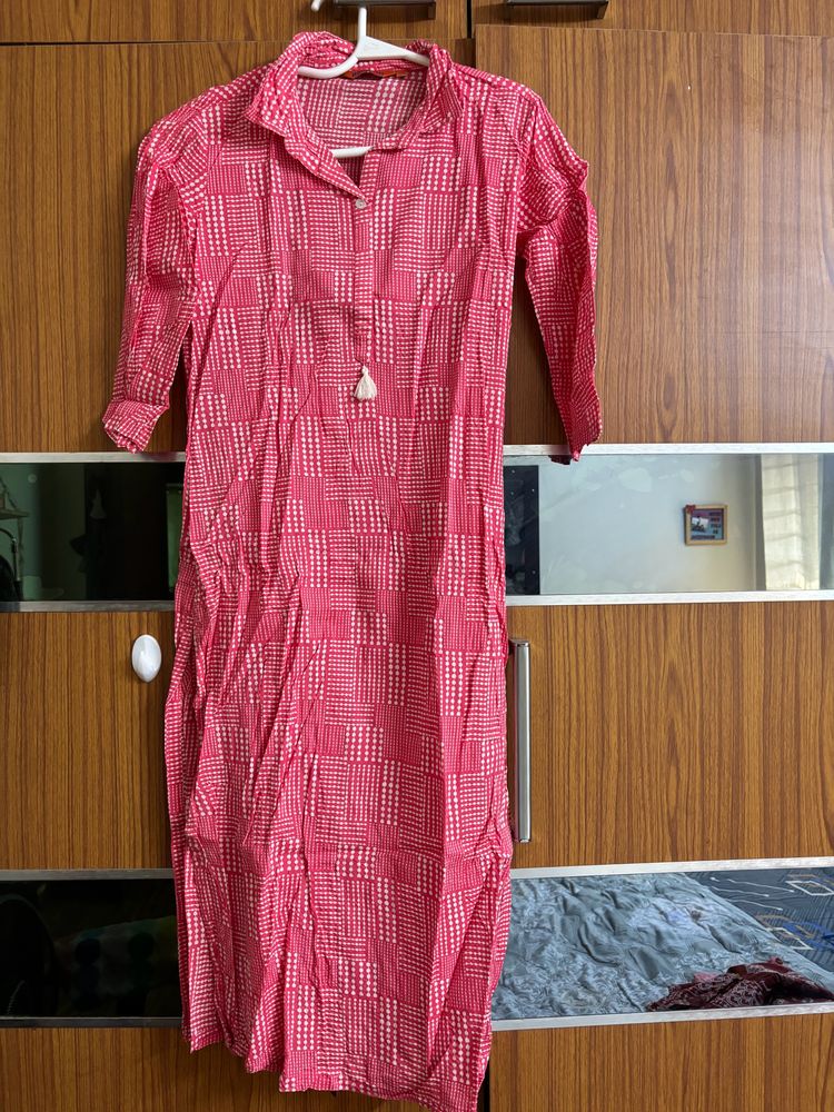 Rangriti collar neck Kurti