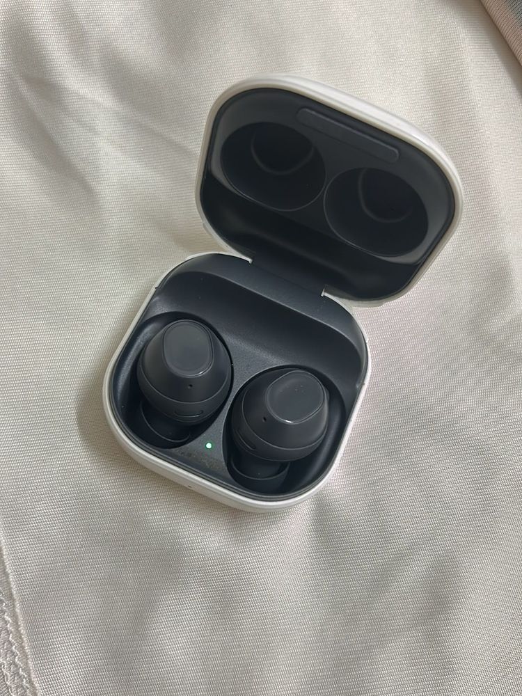 SAMSUNG GALAXY BUDS FE