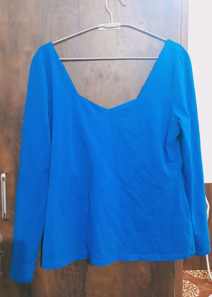 Sweat Heart Neck Top