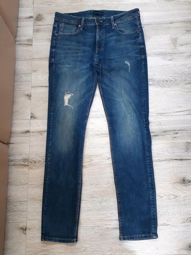 United Colors Of Benetton Brand  Jean's Waist 34