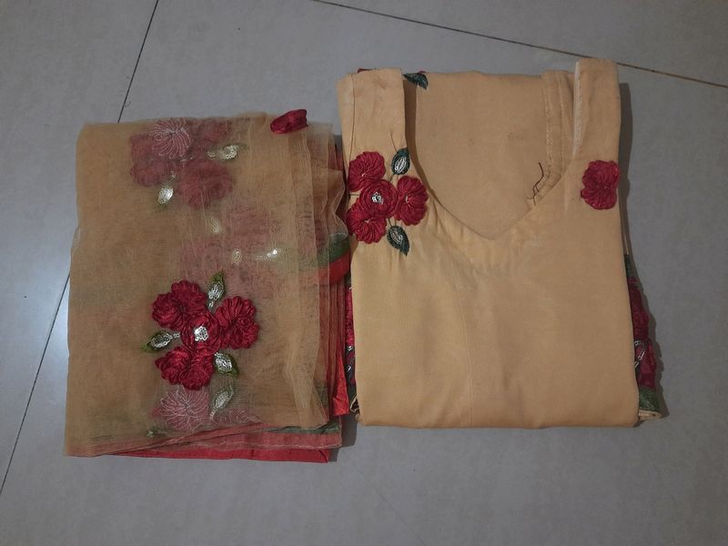 Kurti With Dupatta