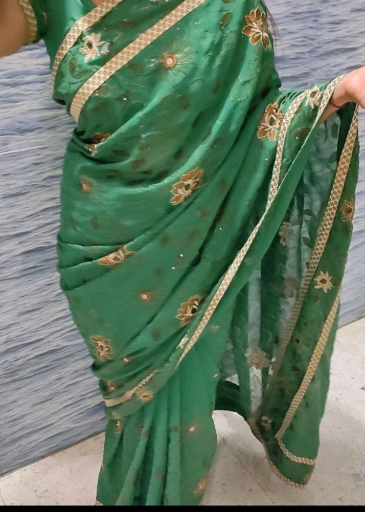 Embroidery Dark Green Zardozi Saree With Border