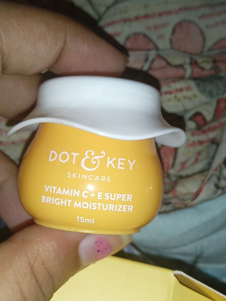 ! Great Offer! New Dot & Key Moisturizer