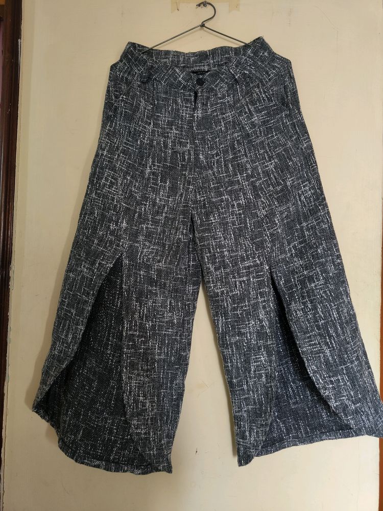 SHEIN TROUSER.