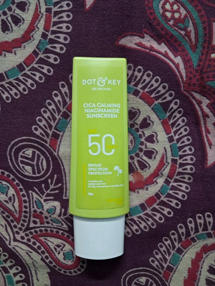 Dot and Key Cica Niacinamide Face Sunscreen SPF 50