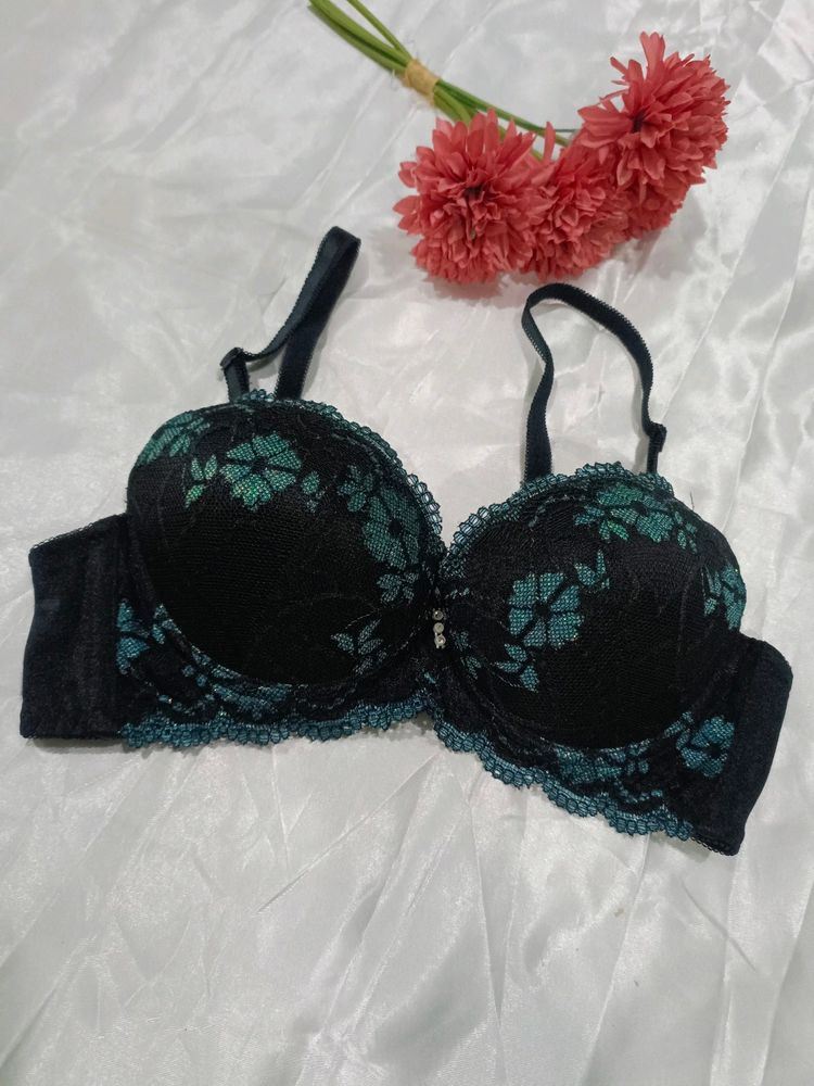 Imported Designer Bra With Shimmer Shining