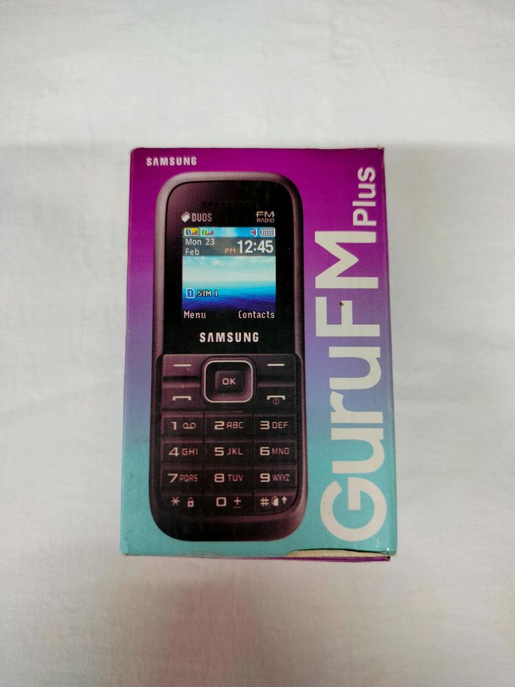 Samsung Guru FM Plus Keypad Mobile Phone