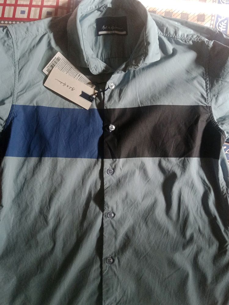 Brand New Mast and Harbour original Shirt For Men