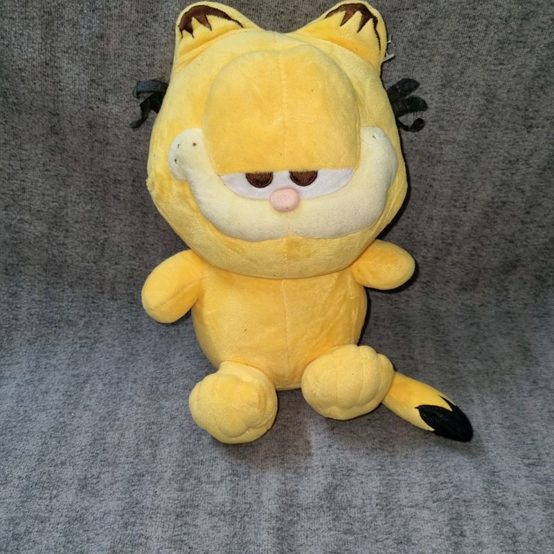 Garfield Plushies