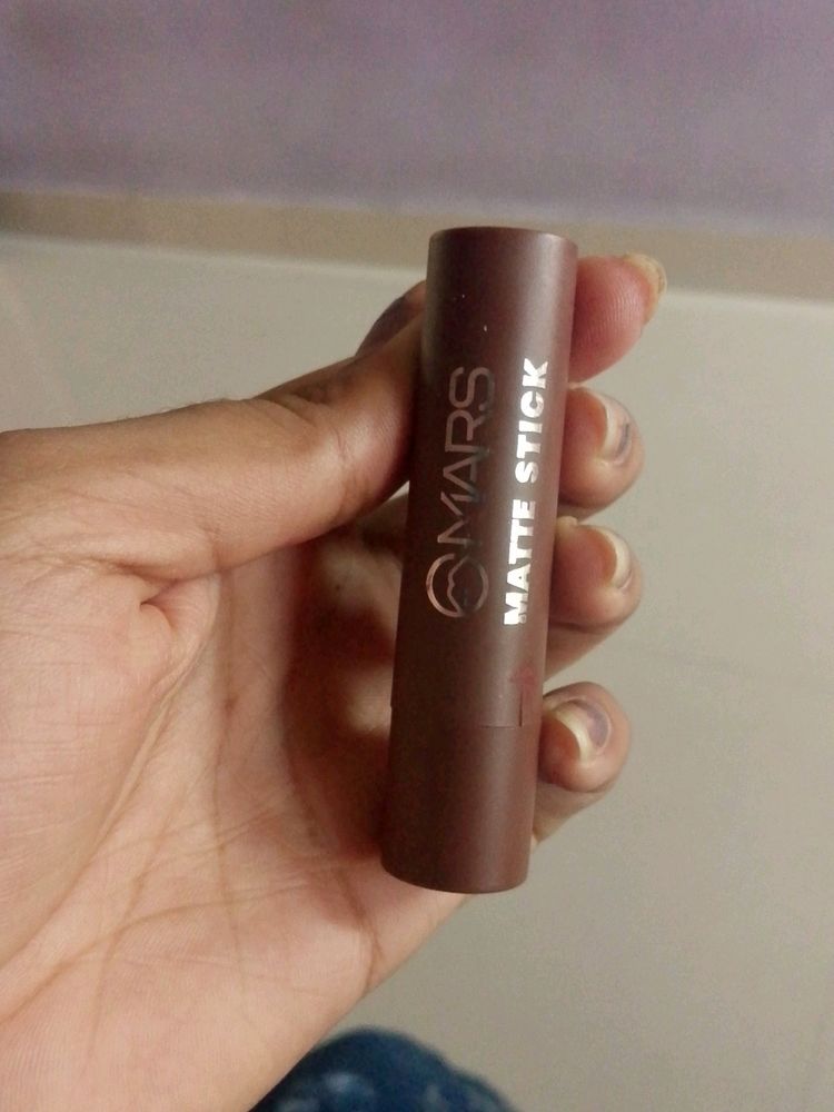 Brown Shade Lipstick 💄