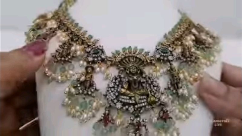 Premium Quality Matt Antique Neckpiece With Butta Earrings New Peace Only