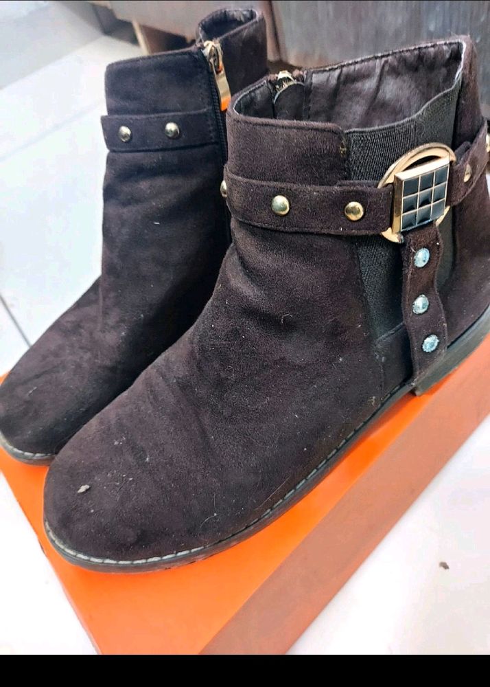 Suede Type Boots Size 40...used