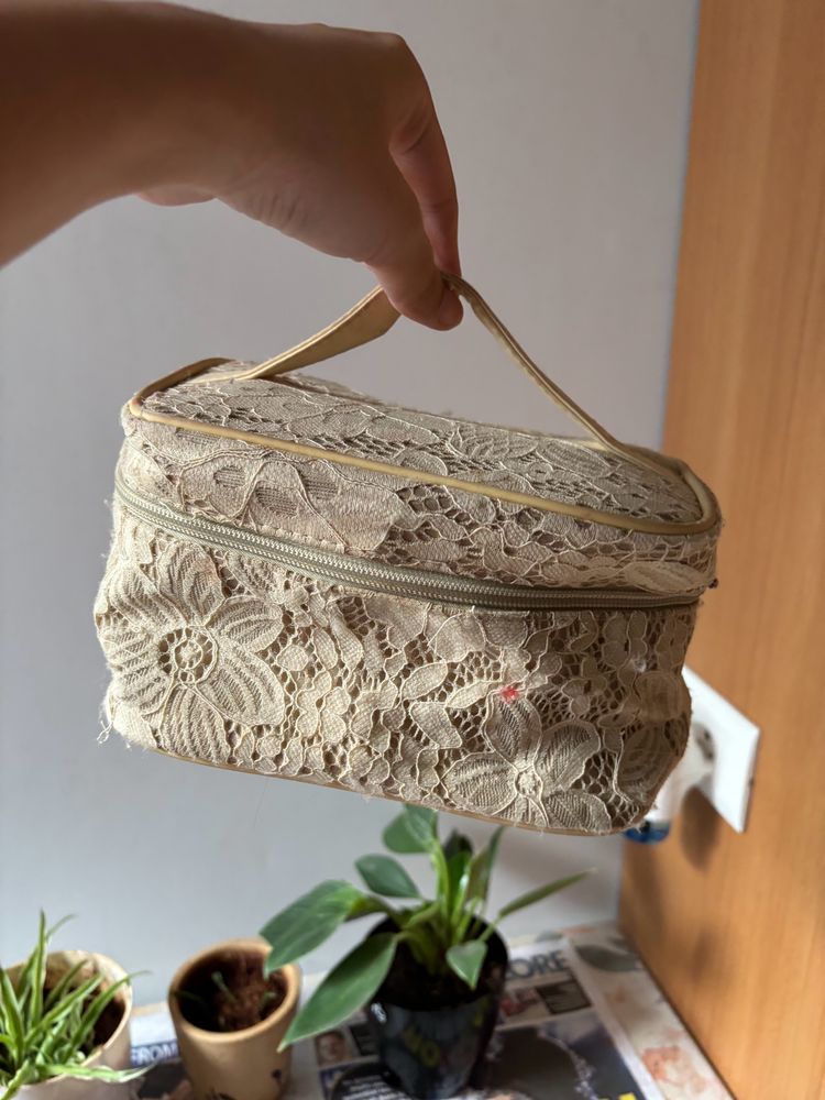 Make up bag by Melange