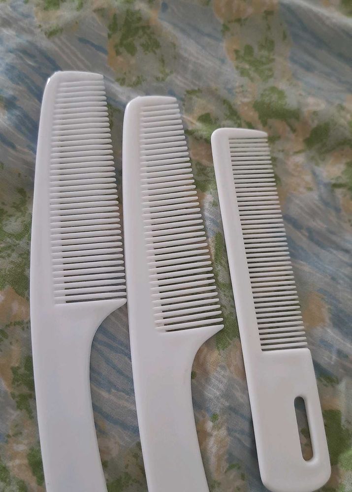 Travel kit-3white mini combs,2mini Colgate paste