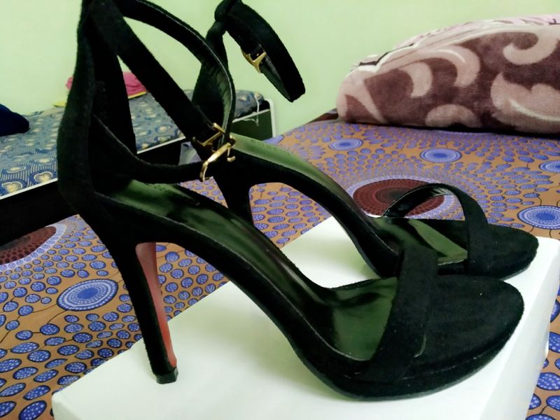 Black Velvet Stilletto Shein Heels