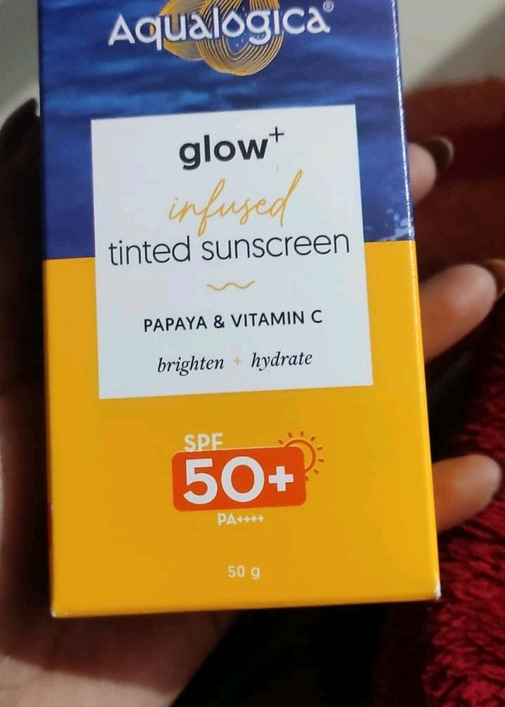 Aqualogica Glow+ Infused Tinted Sunscreen SPF 50+