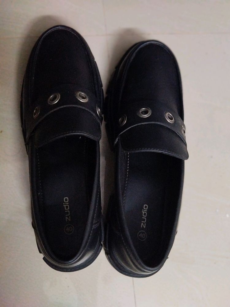 Unisex Black Chunky Shoes