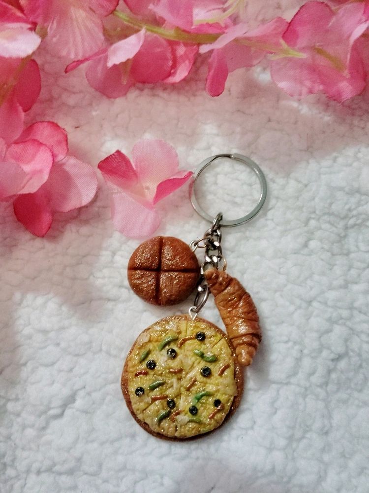 handmade food keychain 🥐🫓🍕