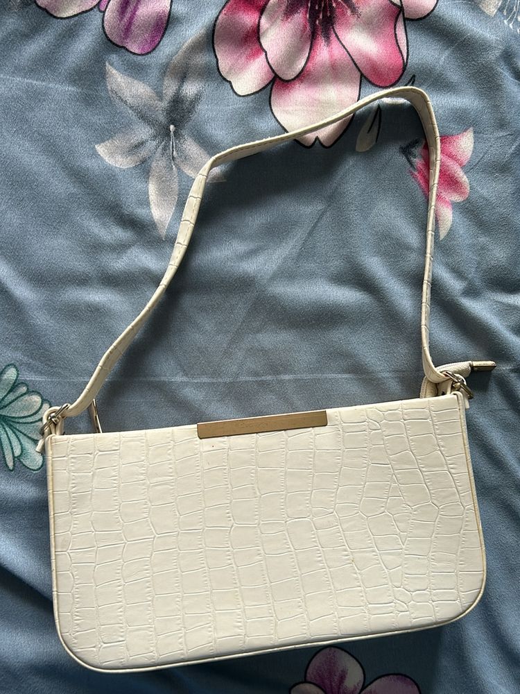 White colour spacious shoulder bag