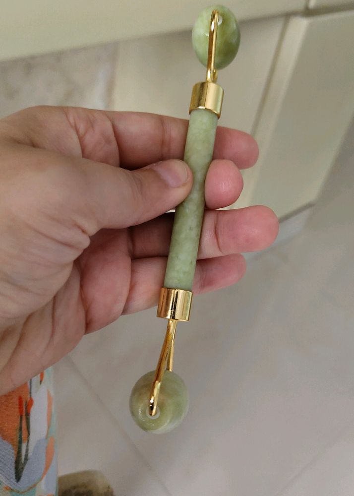 Jade Roller For Flawless Skin