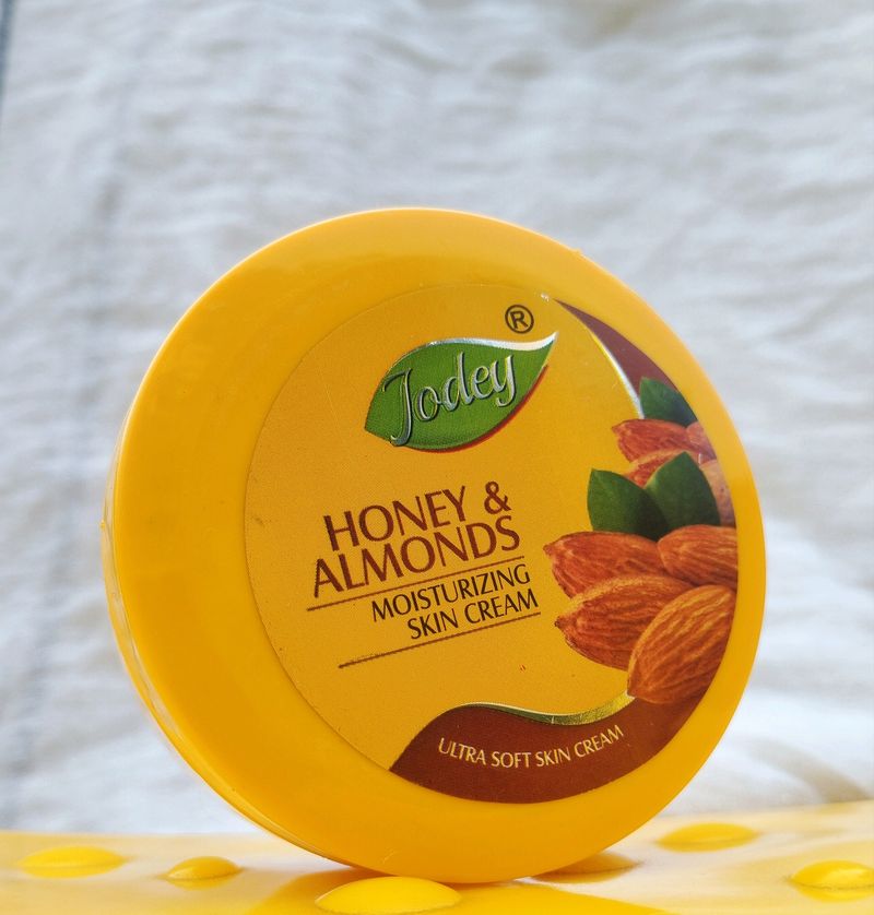 Jodey Honey & Almonds Nourishing Skin Cream with W