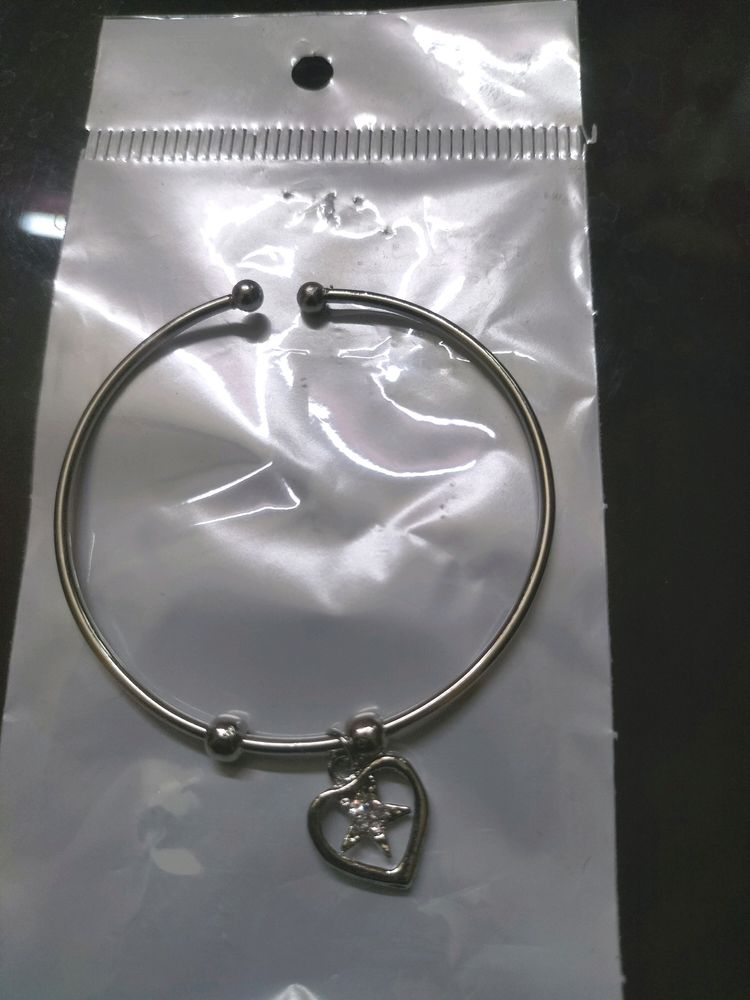 Silver Plated Bracelet 40 Rupees Off