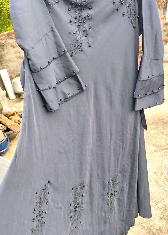 Grey Abaya Stone Work