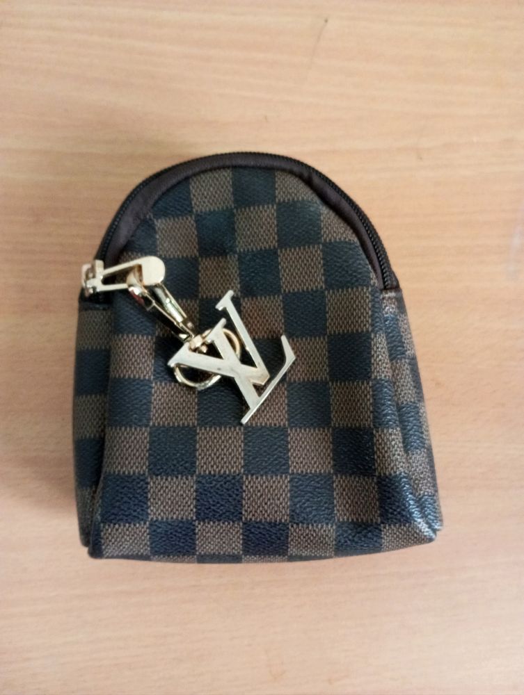 LV Pouch/Coin Purse