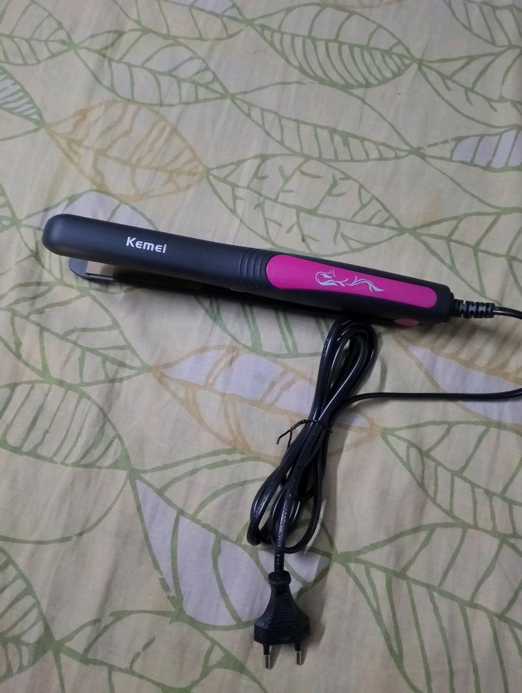 Brand New Hair Straightener ✨