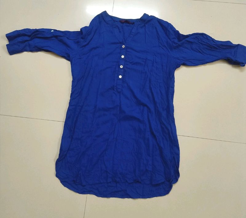 Srishti Navy Blue Kurti